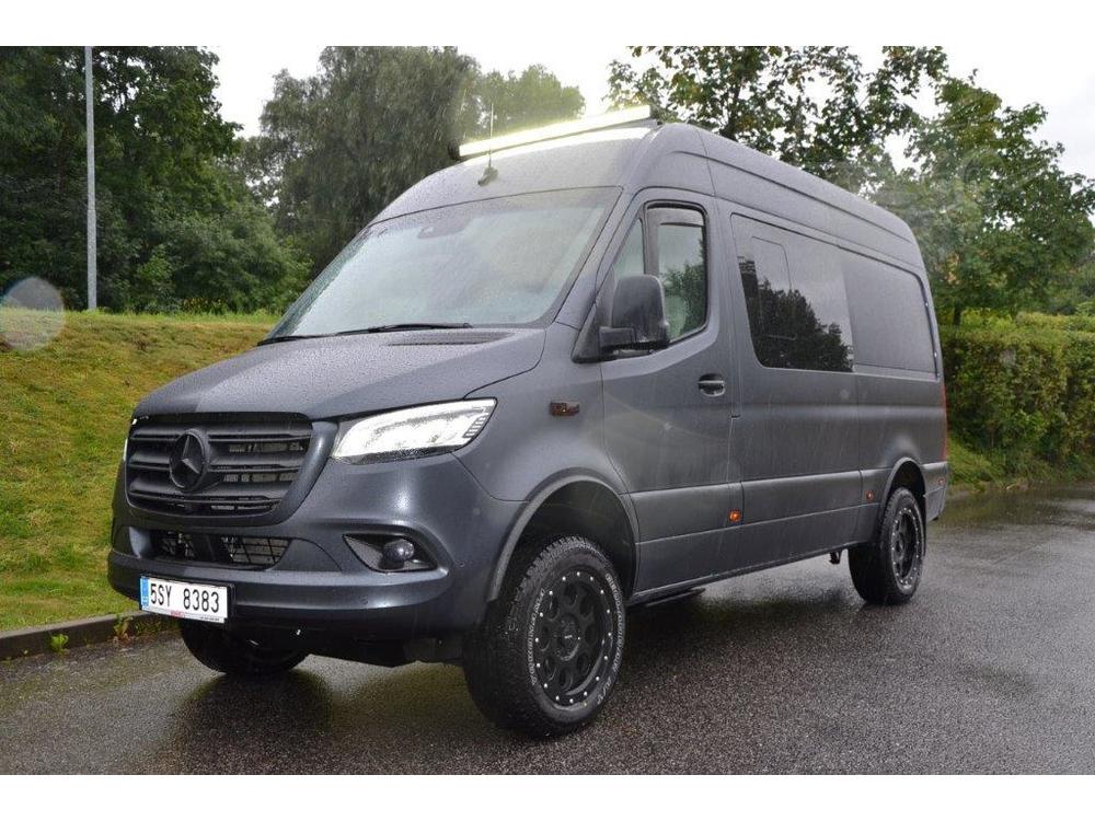 Mercedes-Benz Sprinter 319 4x4 Camper V6