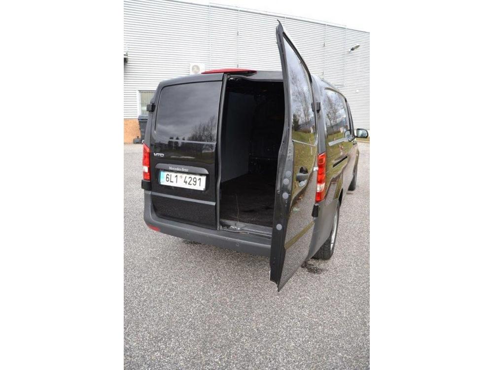 Mercedes-Benz Vito 7G automat najeto 25 t. km