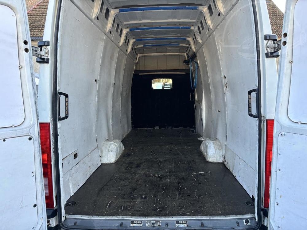 Iveco Daily 2.3 JTD, 35 S 12V, 85kW