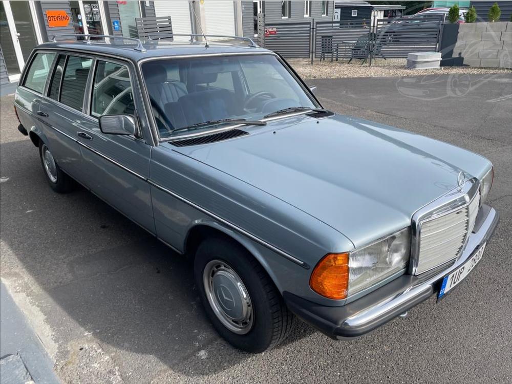 Mercedes-Benz 123 2,9