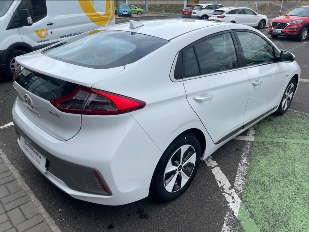 Hyundai Ioniq 0,0