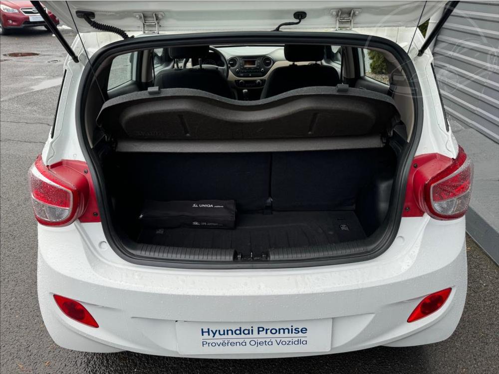 Hyundai i10 1,0 Family