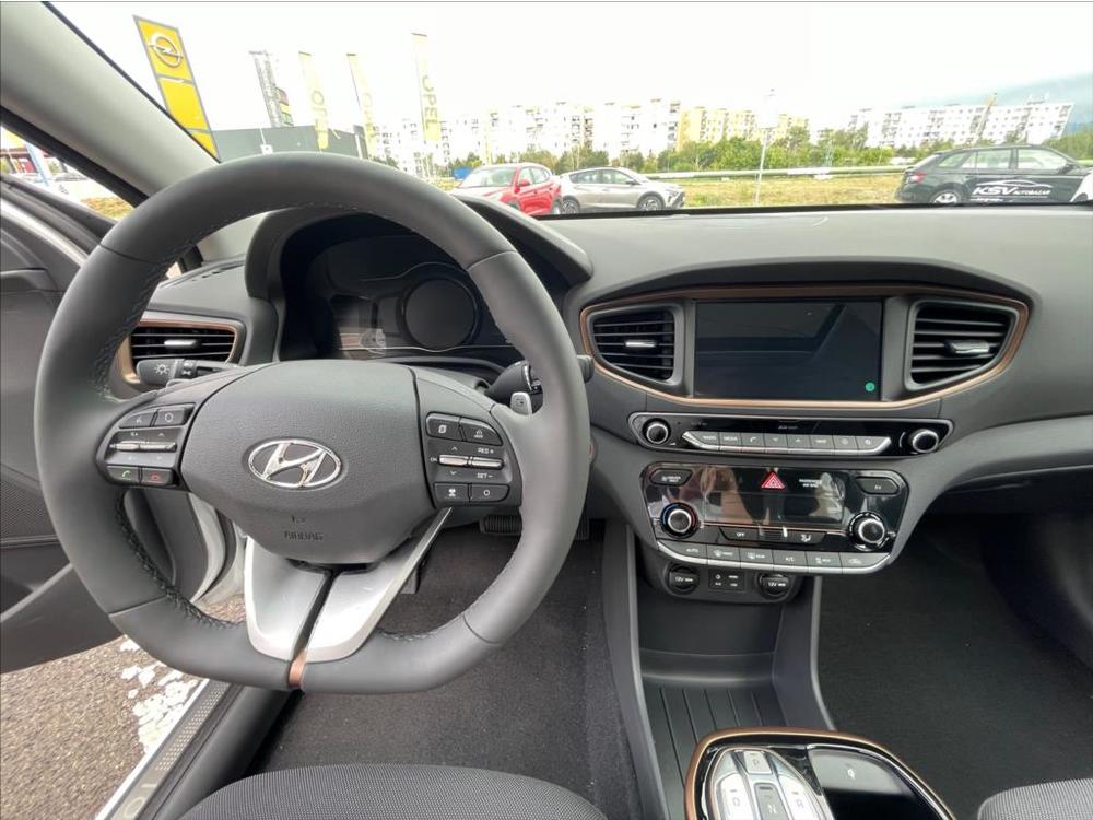 Hyundai Ioniq 0,0