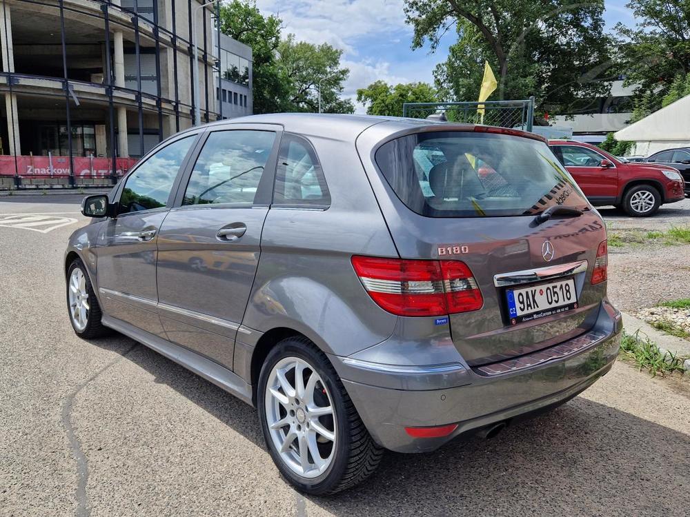 Mercedes-Benz B B 180 na spltky vem!