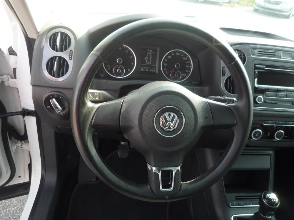 Volkswagen Tiguan 1,4 TSi 90kW,Pano,Vhev,Servi