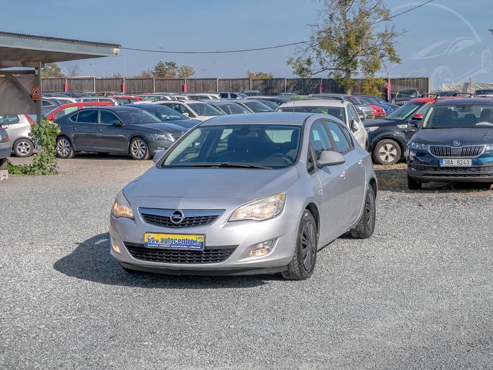 Prodej Opel Astra ČR 1.6i 16V – 1 majitelka