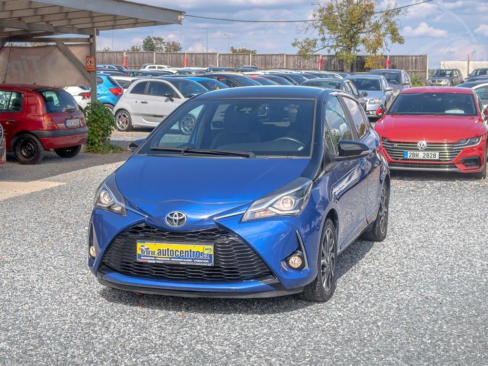 Toyota Yaris R 1.5i 82KW  SELECTION