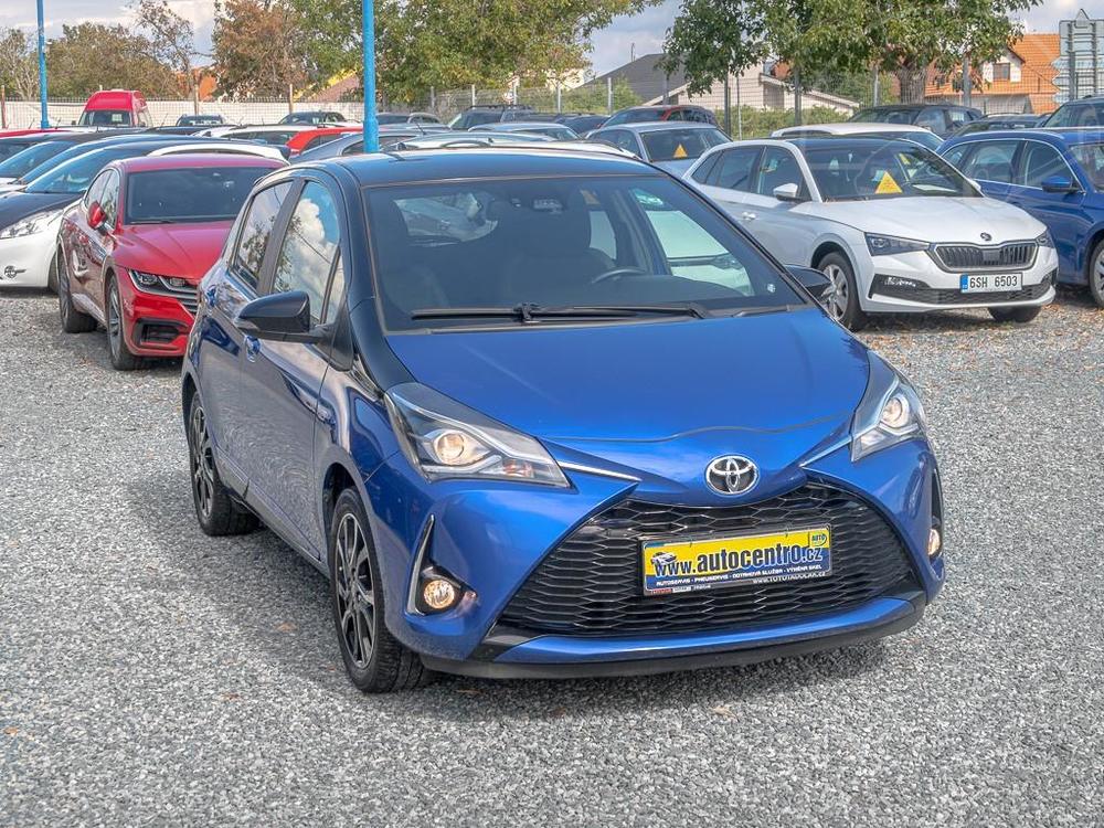 Toyota Yaris R 1.5i 82KW  SELECTION