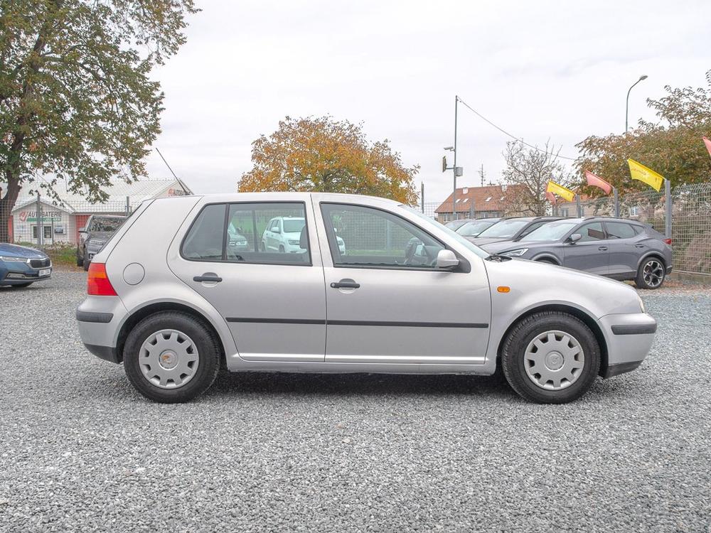 Volkswagen Golf 1.9SDI 50KW  116.800km