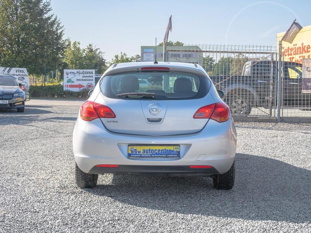 Opel Astra R 1.6i 16V  1 majitelka