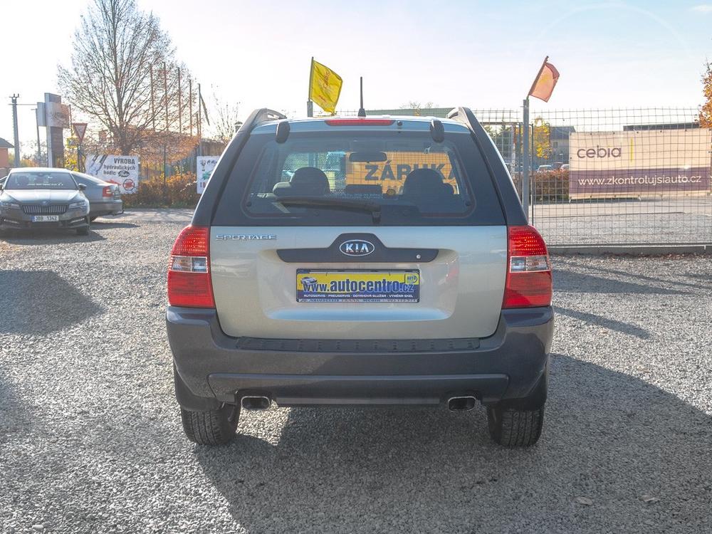 Kia Sportage R 2.0D 83KW 4x4  1 MAJITEL!