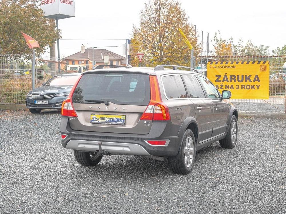 Volvo XC70 R D5 2.4D SERVIS