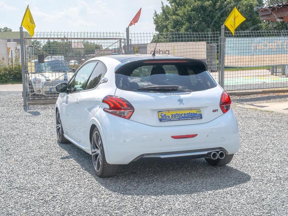 Peugeot 208 8/13 1.6T 147KW  GTI