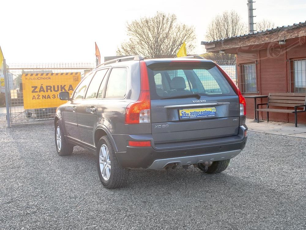 Volvo XC90 2.4D 136KW mat  PO SERVISU