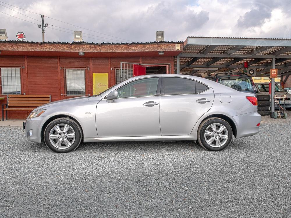 Lexus IS 220D man  KM CEBIA/MD