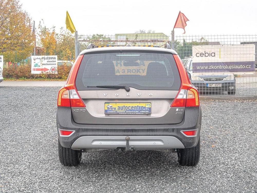 Volvo XC70 R D5 2.4D SERVIS