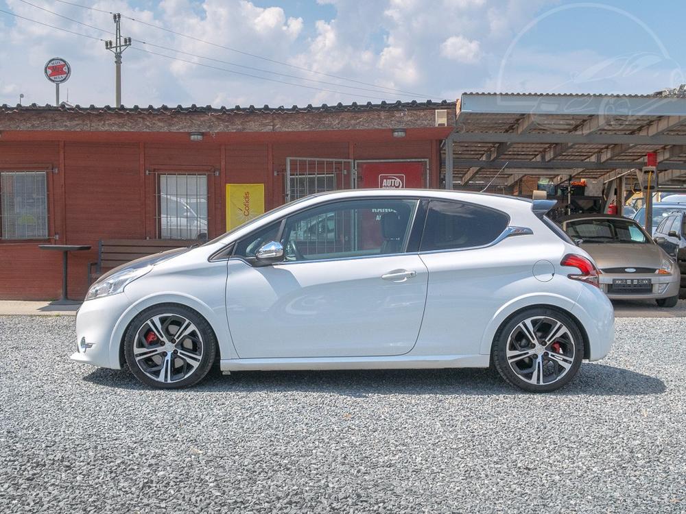 Peugeot 208 8/13 1.6T 147KW  GTI