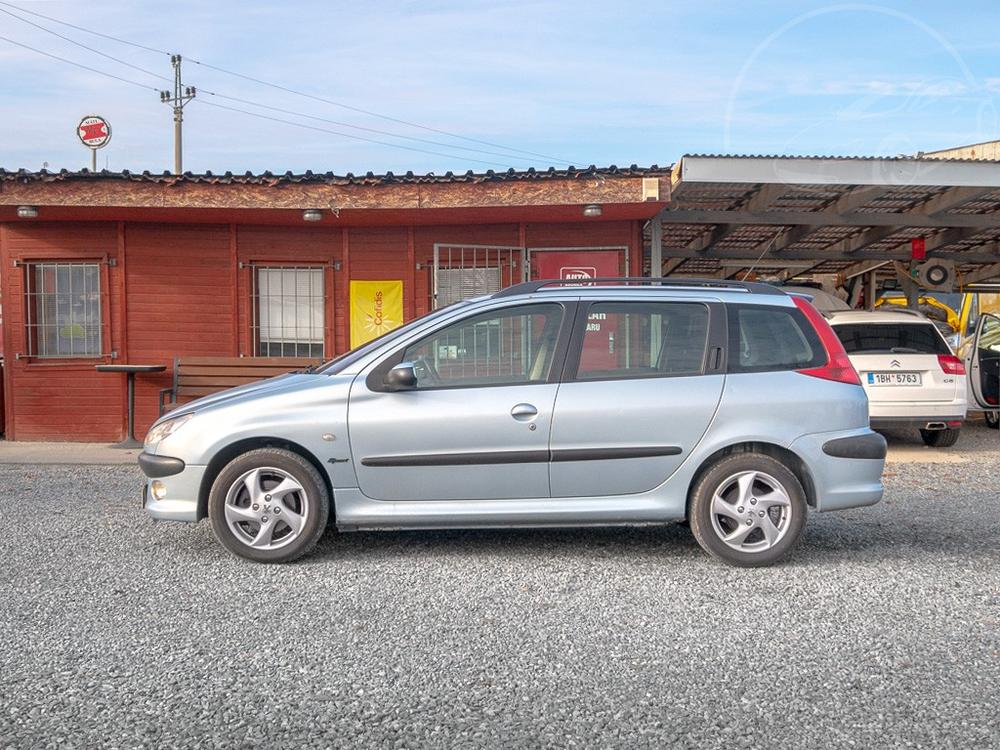 Peugeot 206 2.0HDI 66KW DIGI  2x KOLA