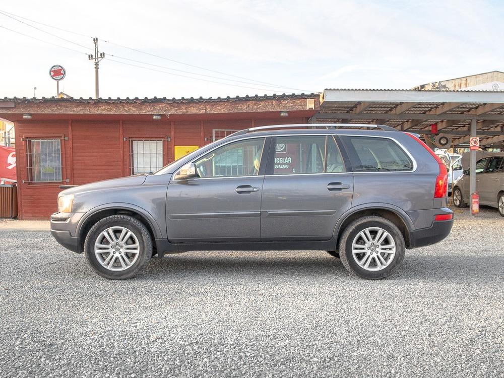 Volvo XC90 2.4D 136KW mat  PO SERVISU