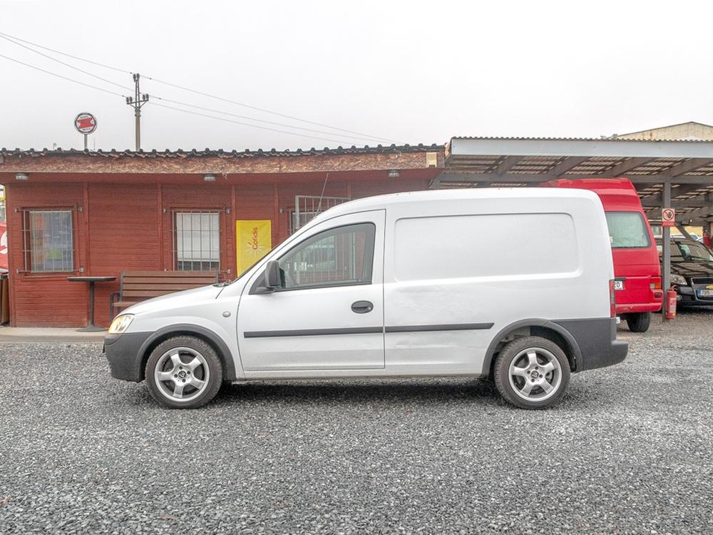 Opel Combo 1.3JTD 55KW  KM RAK STK