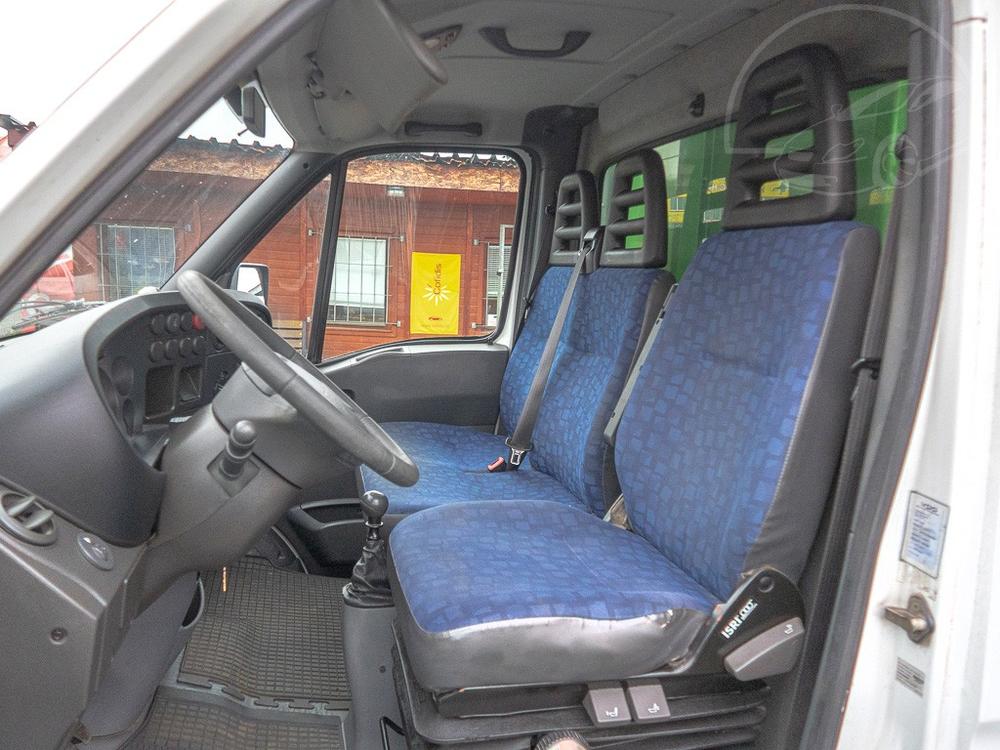 Iveco Daily 3.0D 100KW  PLACHTA ELO