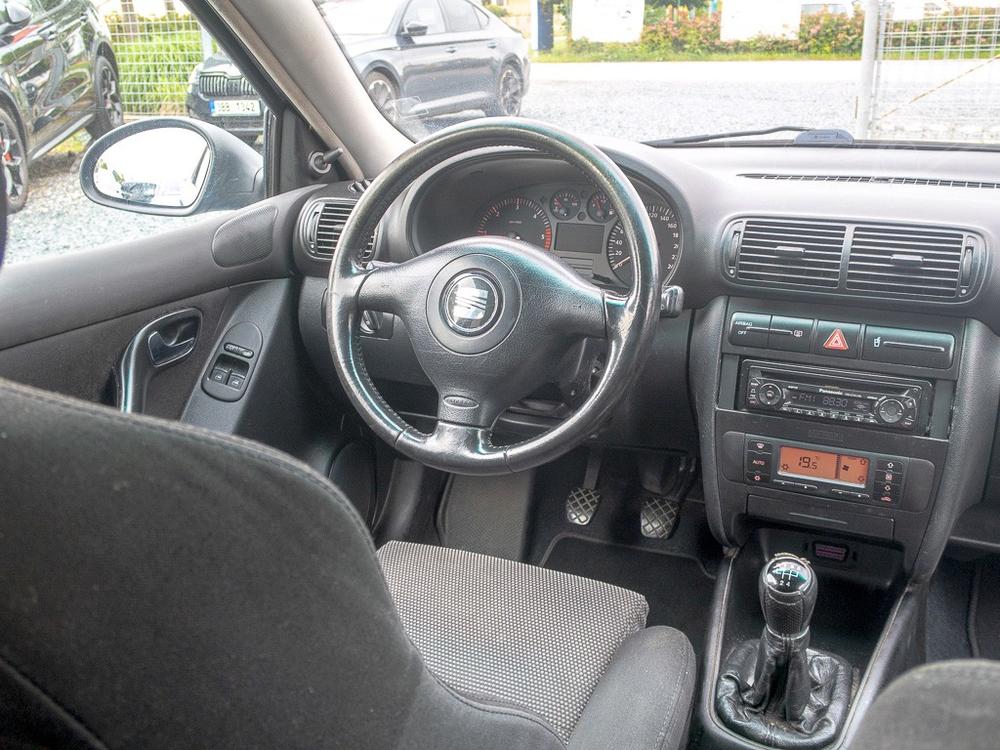 Seat Leon 1.9TDI 66KW DIGI  2x ALU KOLA