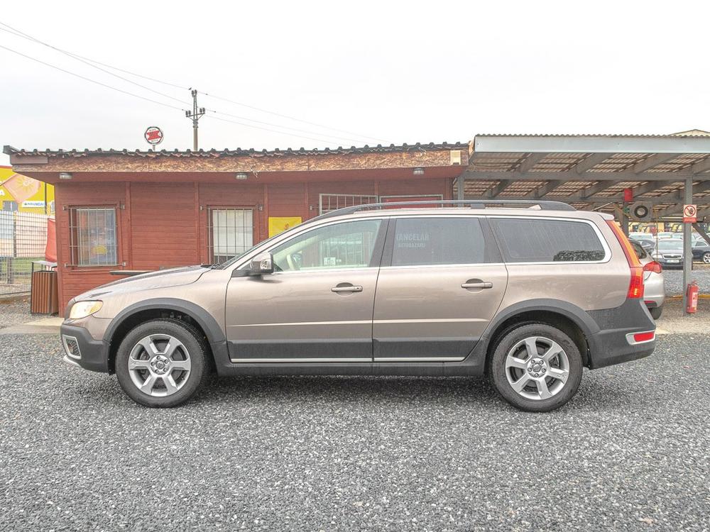 Volvo XC70 R D5 2.4D SERVIS