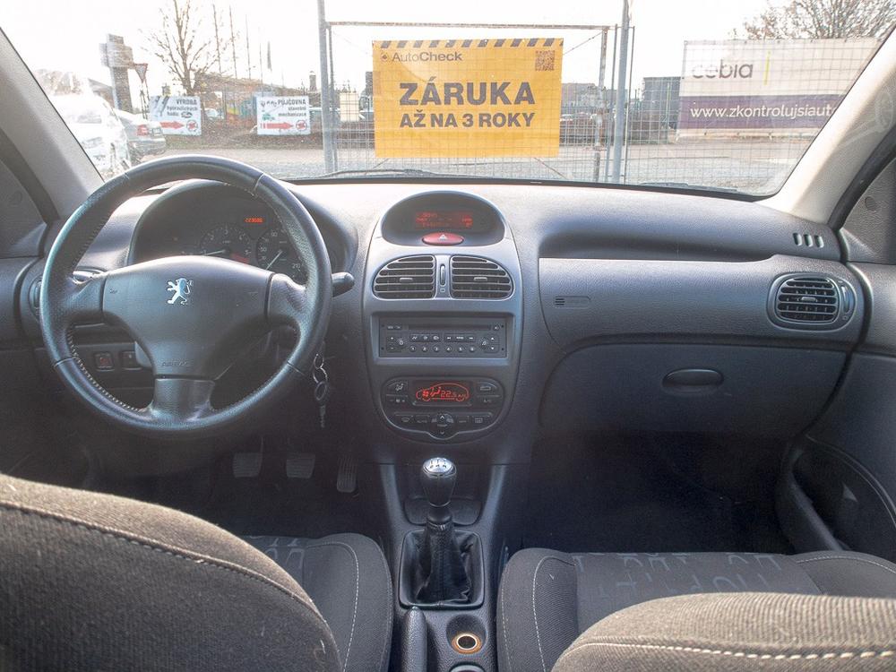 Peugeot 206 2.0HDI 66KW DIGI  2x KOLA