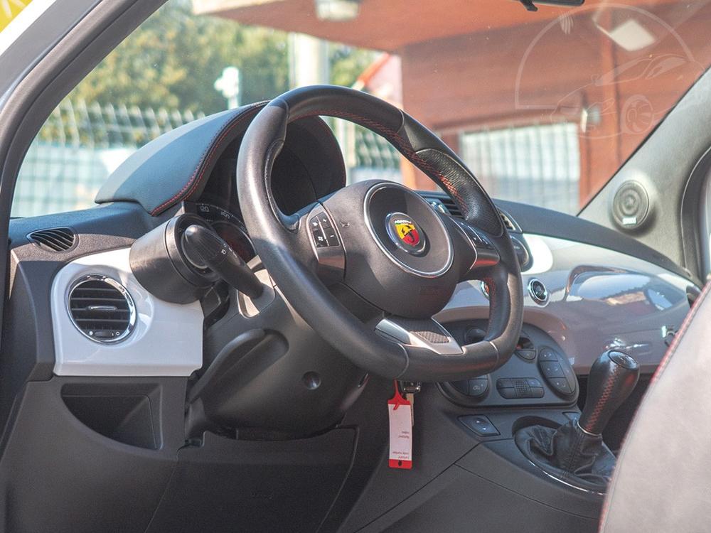 Fiat 500 ABARTH 1.4T  SLUIV BARVA