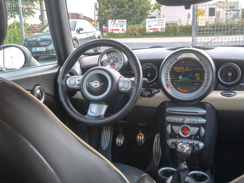 Mini Cooper S 1.6T 128KW NAVI