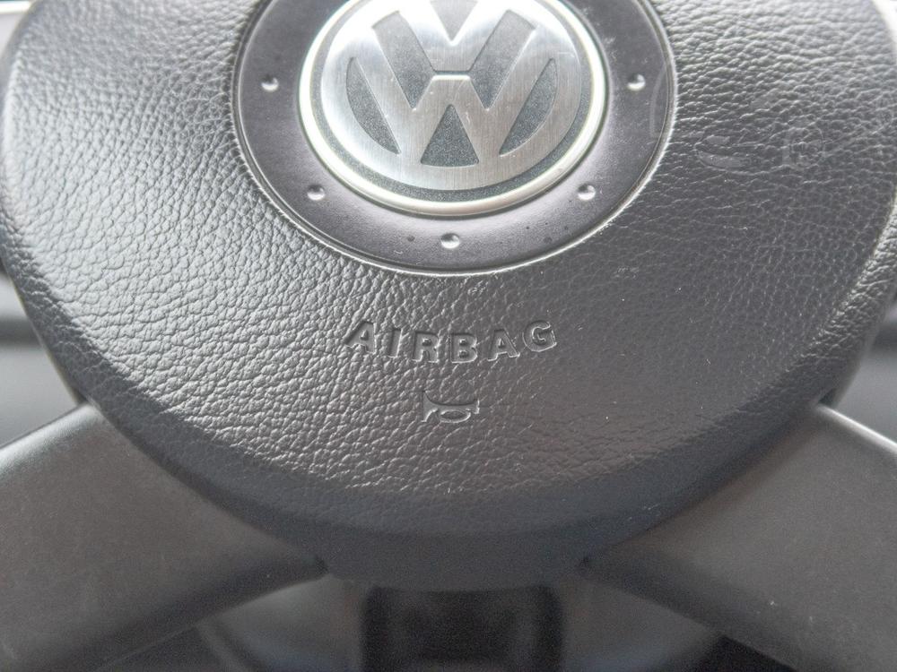 Volkswagen Polo 6/06 1.4i 59KW  PO SERVISU