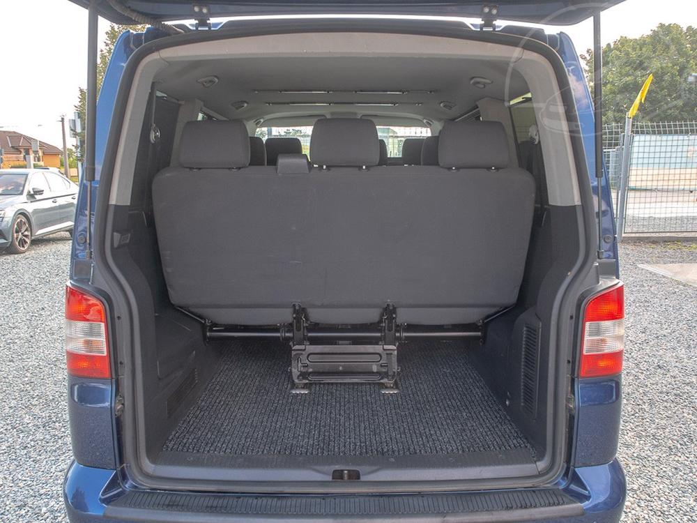 Volkswagen Caravelle 10/05 1.9TDI 77KW  9 SEDADEL