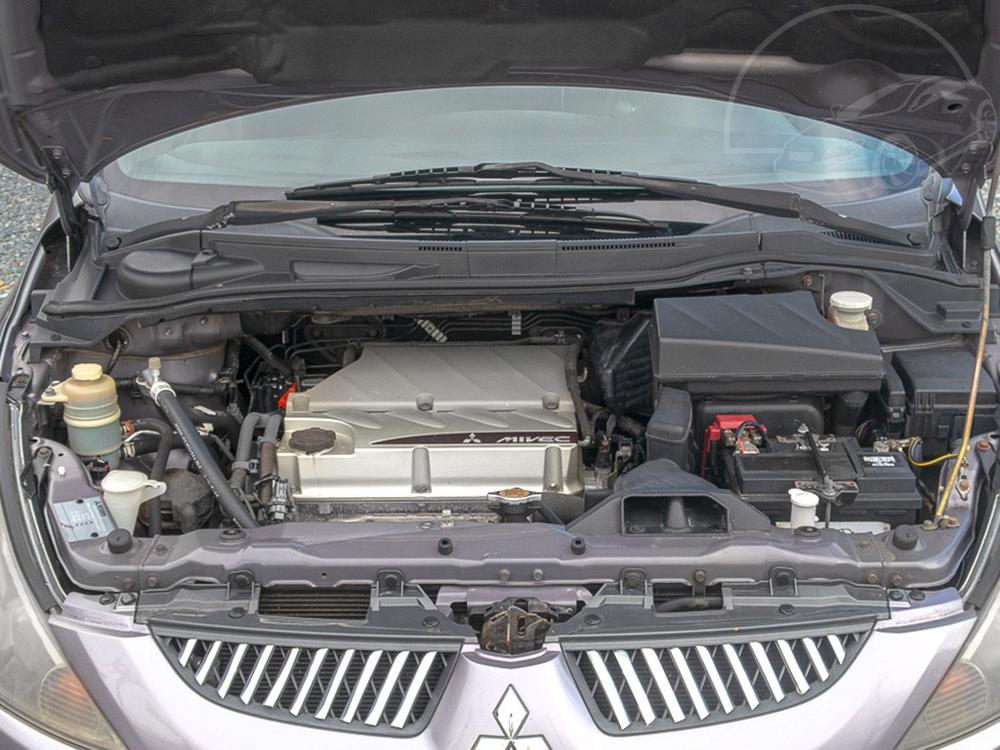 Mitsubishi Grandis 2.0i 121KW  7 sedadel