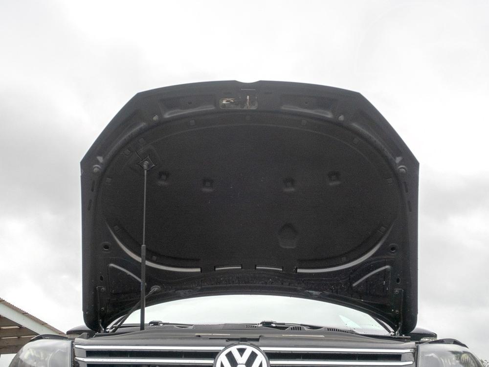 Volkswagen Passat 2.0TDI 103KW DSG NAVI  SERVIS