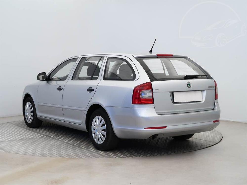 koda Octavia 1.6 TDI, Klima, El. okna