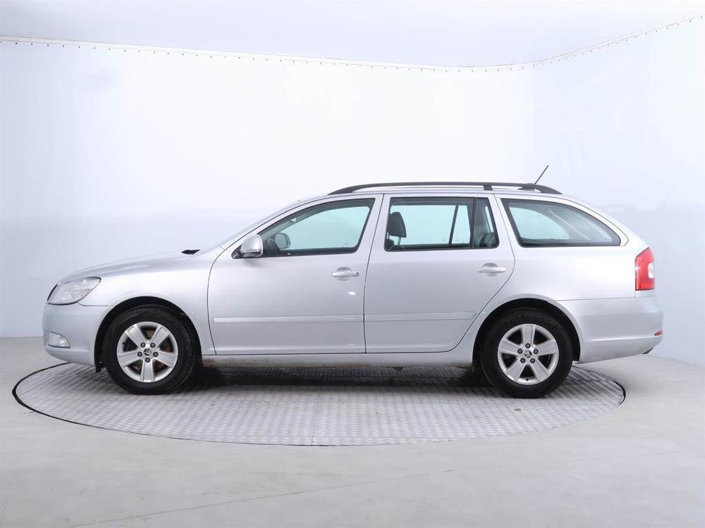 koda Octavia 1.6 TDI, Navi, Koen sedaky