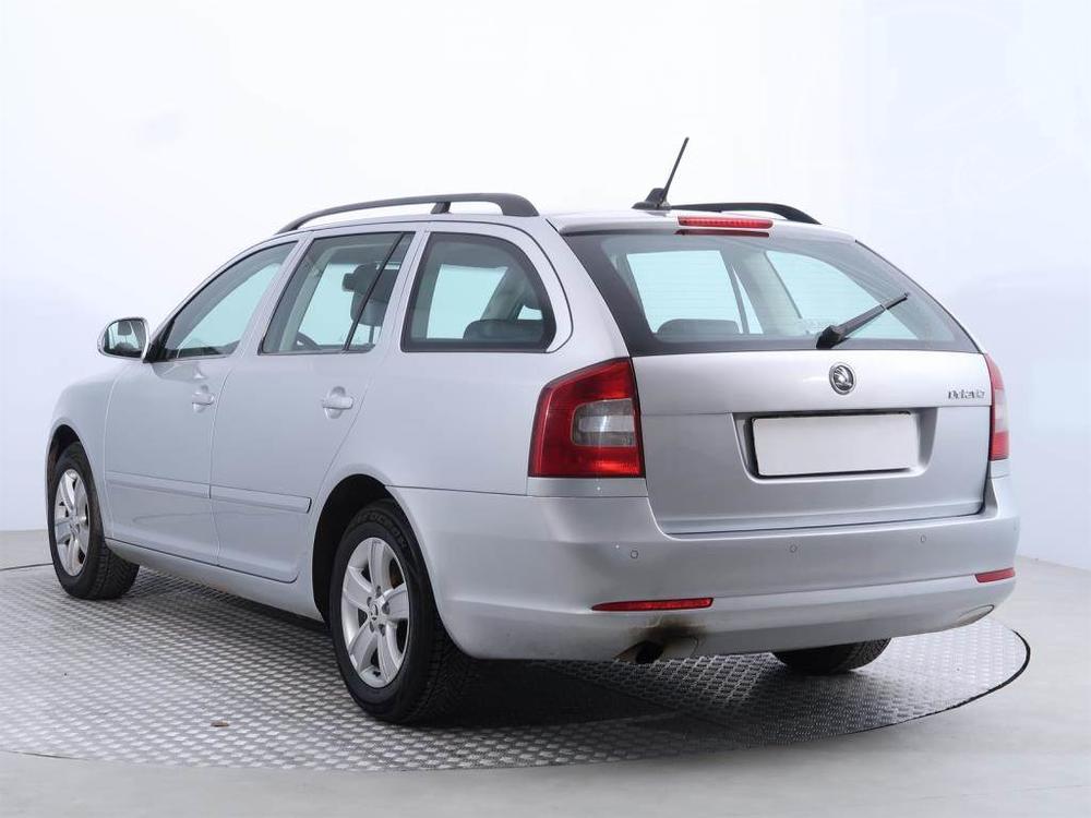 koda Octavia 1.6 TDI, Navi, Koen sedaky