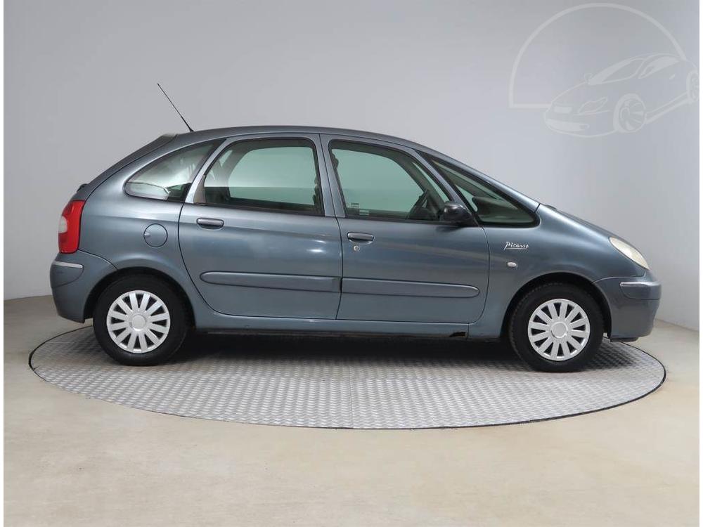 Citron Xsara Picasso 1.6, Serv.kniha, nov STK