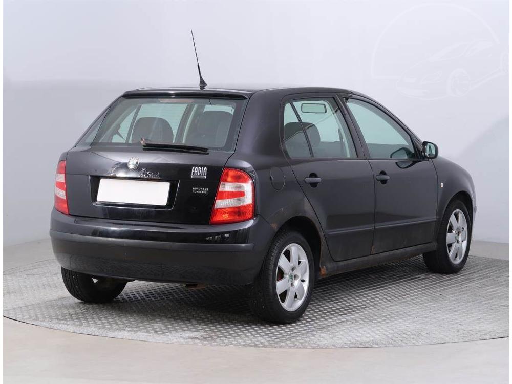 koda Fabia 1.4 16V, Klima, rezervace