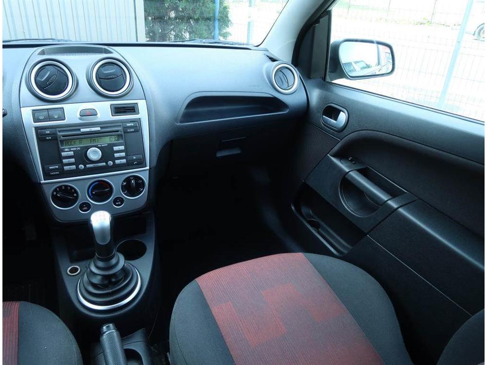 Ford Fiesta 1.3 i, Klima, za dobrou cenu