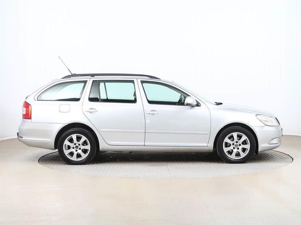 koda Octavia 1.6 TDI, Navi, Klima, Tempomat