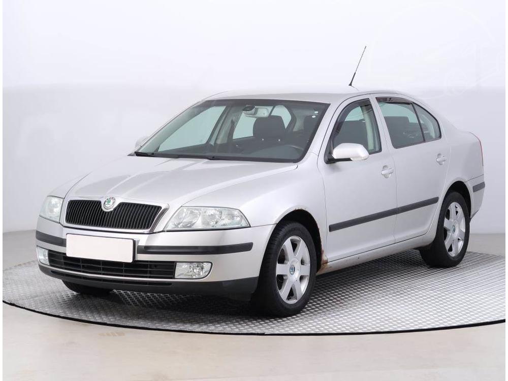 koda Octavia 1.6, Serv.kniha, Tan