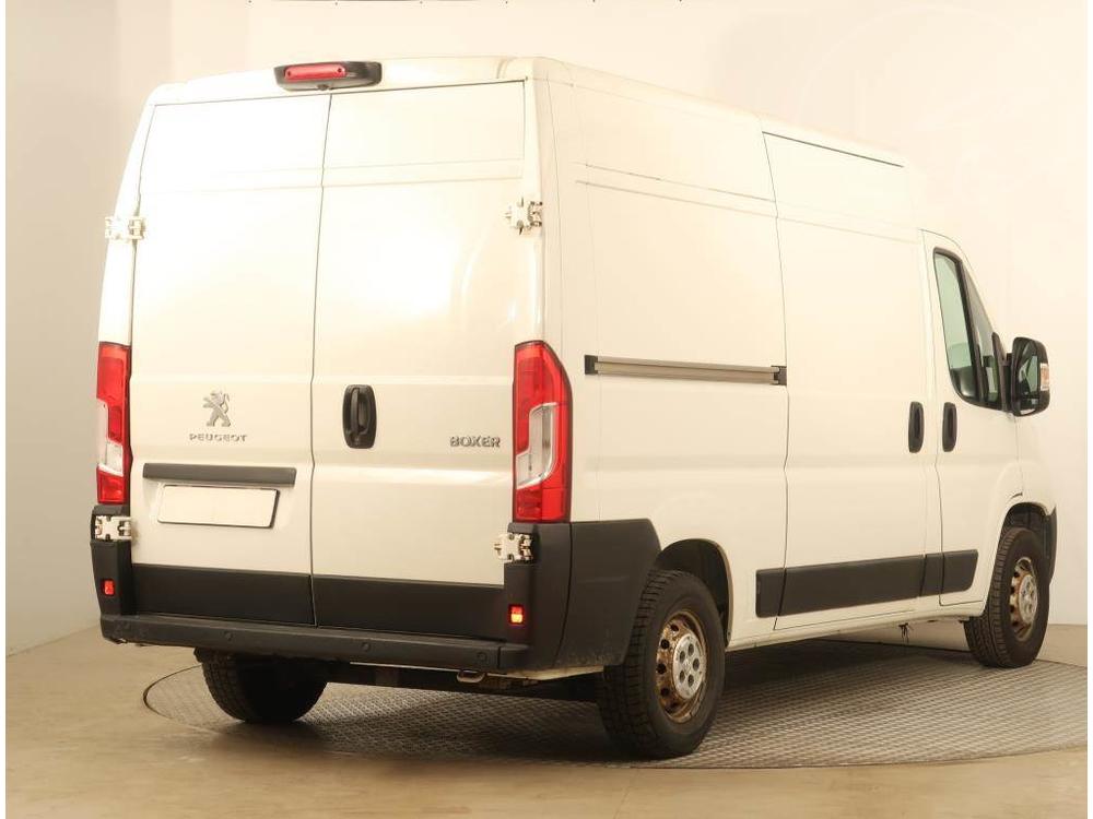 Peugeot Boxer 2.2 BlueHDi, L2H2, Furgon