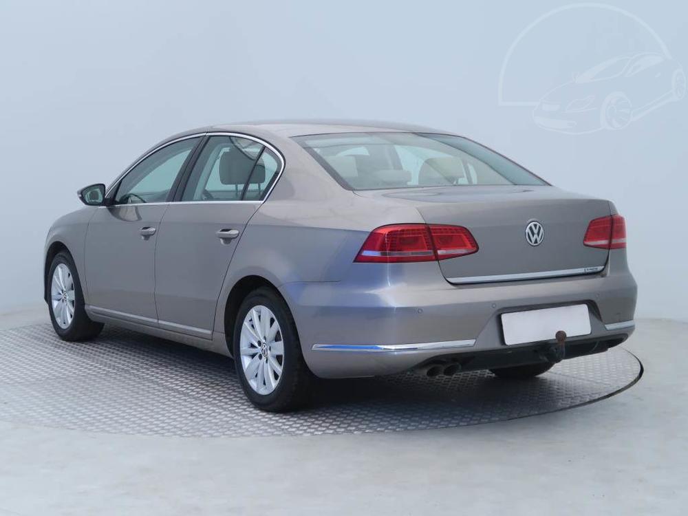 Volkswagen Passat 2.0 TDI, Highline, R,2.maj