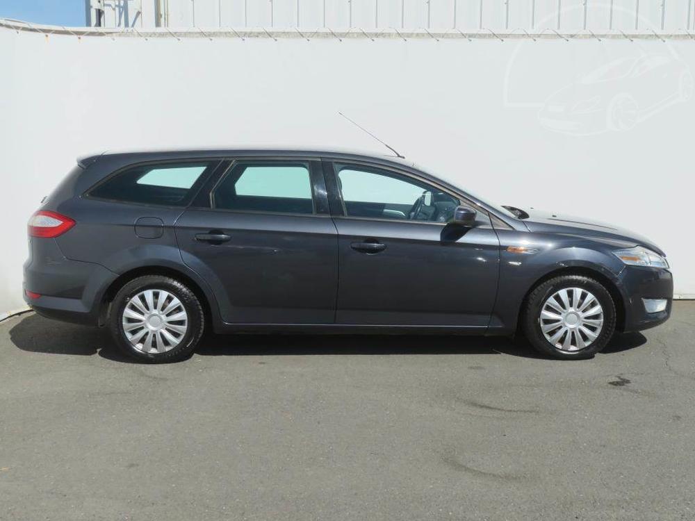 Ford Mondeo 2.0 TDCi, Automatick klima