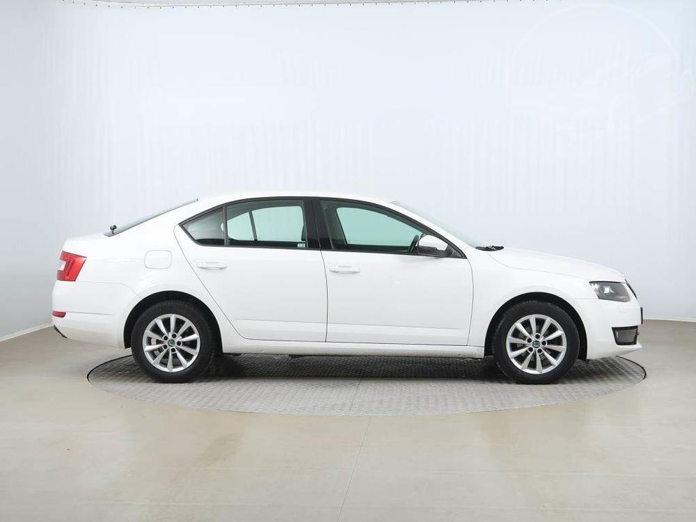 koda Octavia 1.6 TDI, R,1.maj, Klima