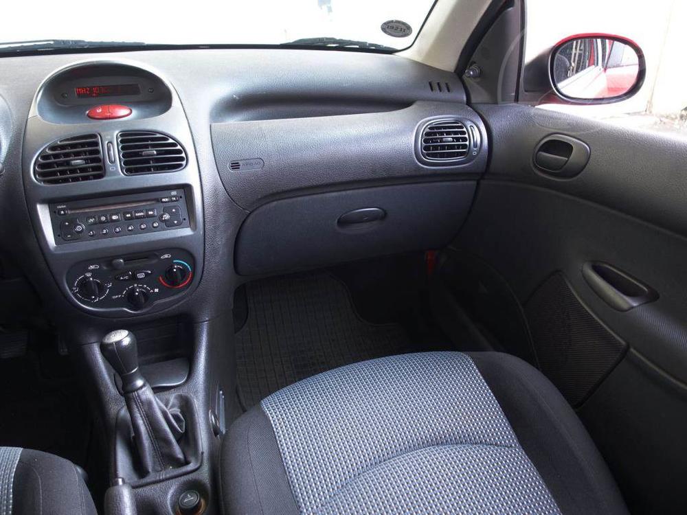 Peugeot 206 1.4 i, Klima, oblben vz