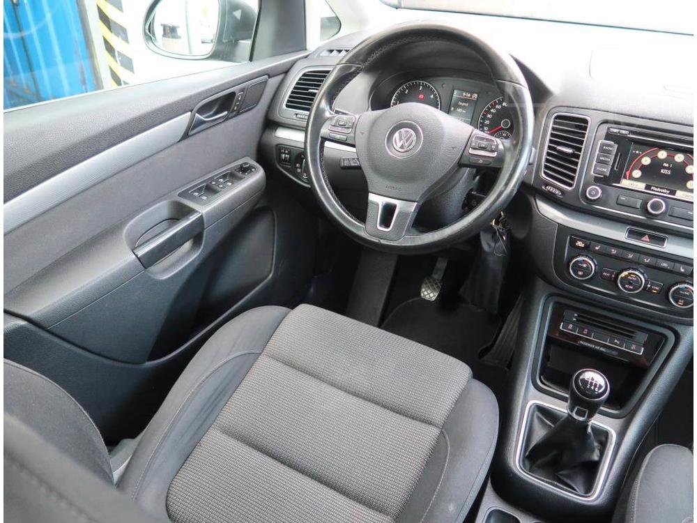 Volkswagen Sharan 2.0 TDI, 7mst, Navi