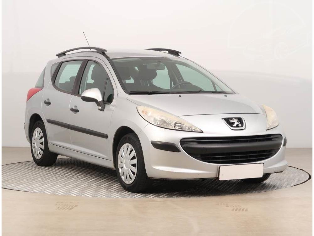 Prodm Peugeot 207 1.4, po STK, pln pojzdn