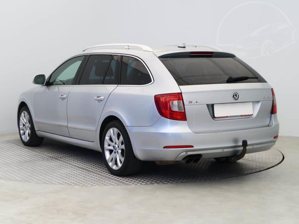 koda Superb 2.0 TDI, 4X4, Serv.kniha